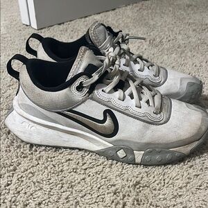 Nike White and Gray Baseball Turf Shoes